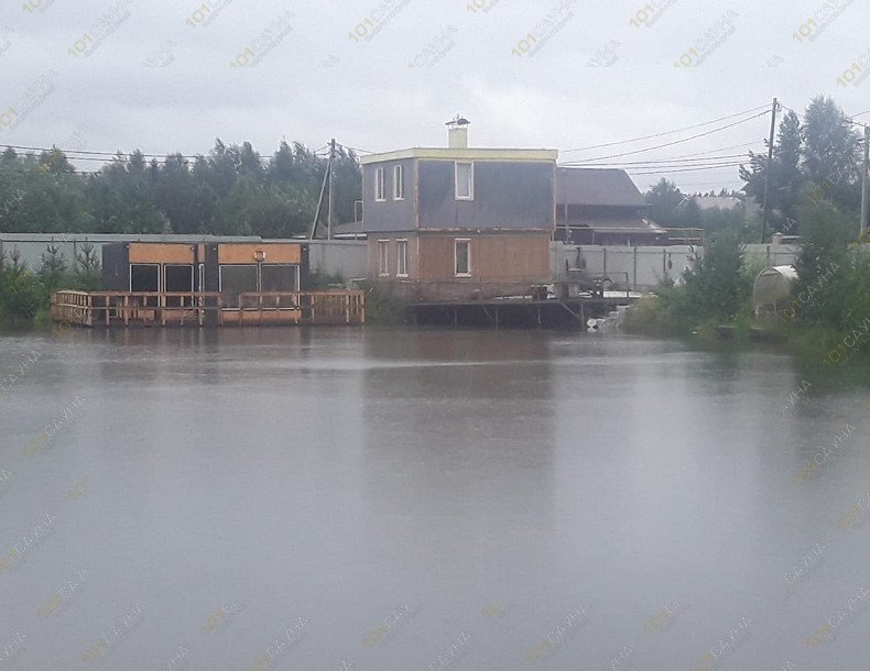 Комплекс Баня на пруду, в Златоусте, Квартал Орловский, 74 А | Вид на пруд, баню, дом | 1001sauna.com