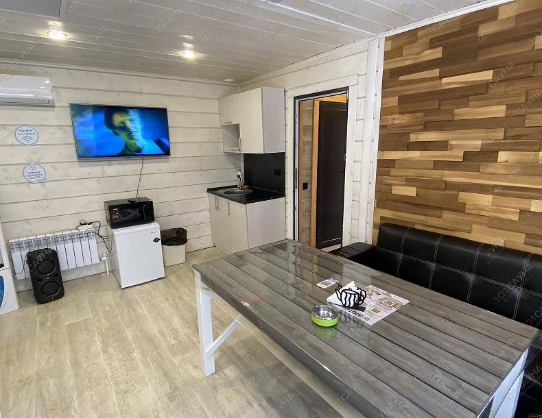 Ком­плекс AQUA LAND, в Якутске, 50 лет Октября, 8а | Номер "Банная усадьба - ЗНАТНАЯ": 3 | 1001sauna.com