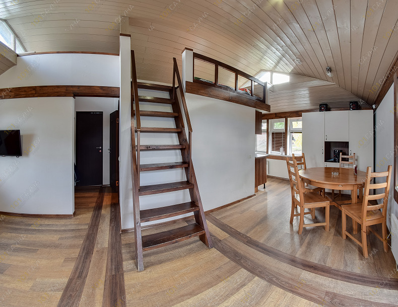 Центр отдыха Джонка на воде, в Омске, Островский 1-й пер, 1/1 (у ДОСААФа) | Номер "Каюта для  отдыха - Люкс": Каюта для отдыха. Люкс. Фото 2 | 1001sauna.com