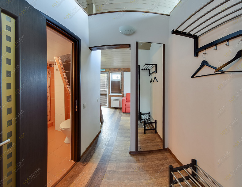 Центр отдыха Джонка на воде, в Омске, Островский 1-й пер, 1/1 (у ДОСААФа) | Номер "Каюта для  отдыха - Люкс": Каюта для отдыха. Люкс. Фото 5 | 1001sauna.com