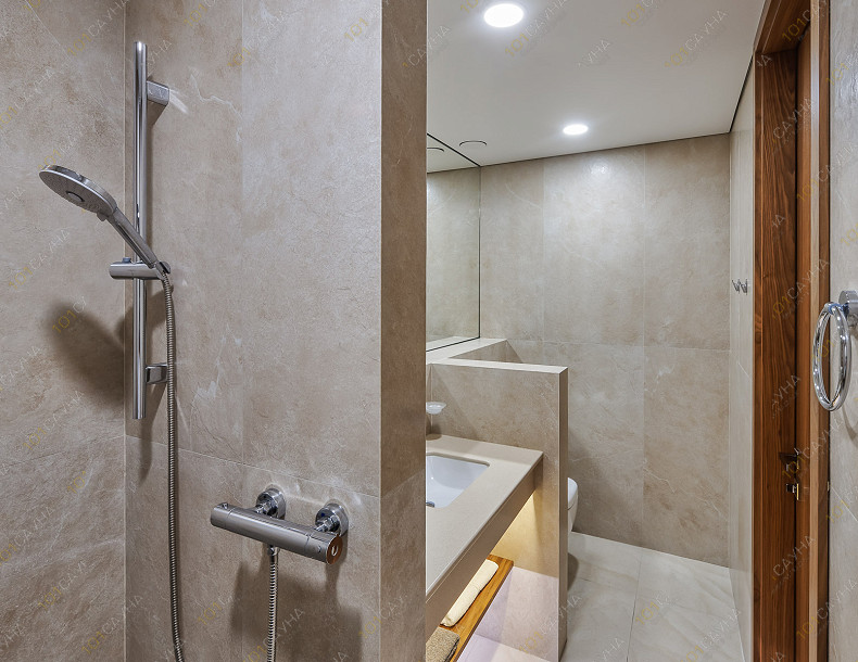 Клуб саун Расслабонофф, в Омске, Поворотникова, 6 | Номер "Гостиничный - Люкс": 17 | 1001sauna.com