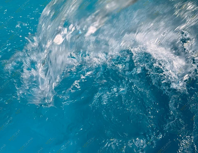 Общественная баня Центральные бани, в Абакане, ул. Карла Маркса, 40 | Эффект водопада в Центральных банях Абакана | 1001sauna.com