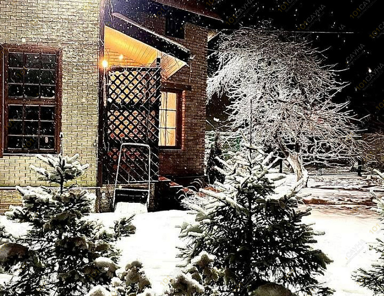 Баня Баня Конкордия, в Санкт-Петербурге, д. Озерки, 58/1 | Фасад бани Конкордия зимой | 1001sauna.com