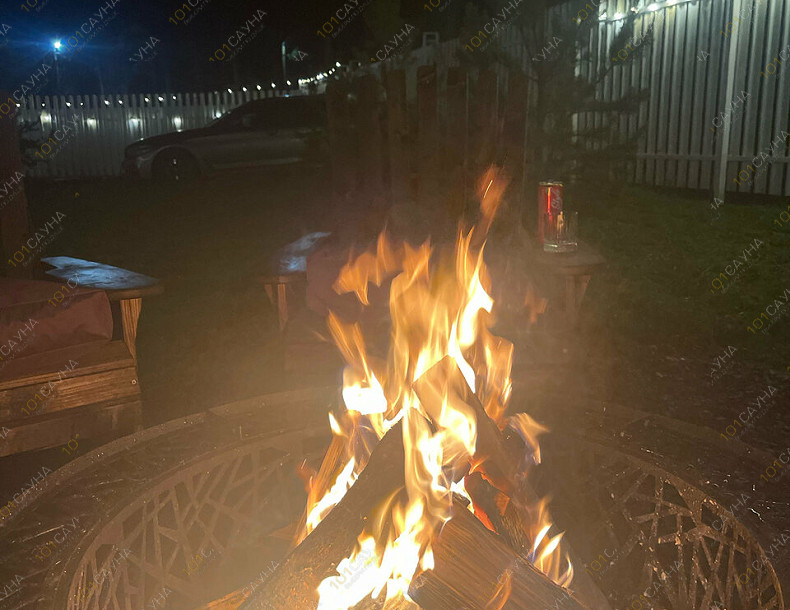 Баня Баня Форест, в Санкт-Петербурге, Приозерский р-н, дер. Борисово, ул. Дачная, 88 | Мангальная зона с костровой чашей | 1001sauna.com