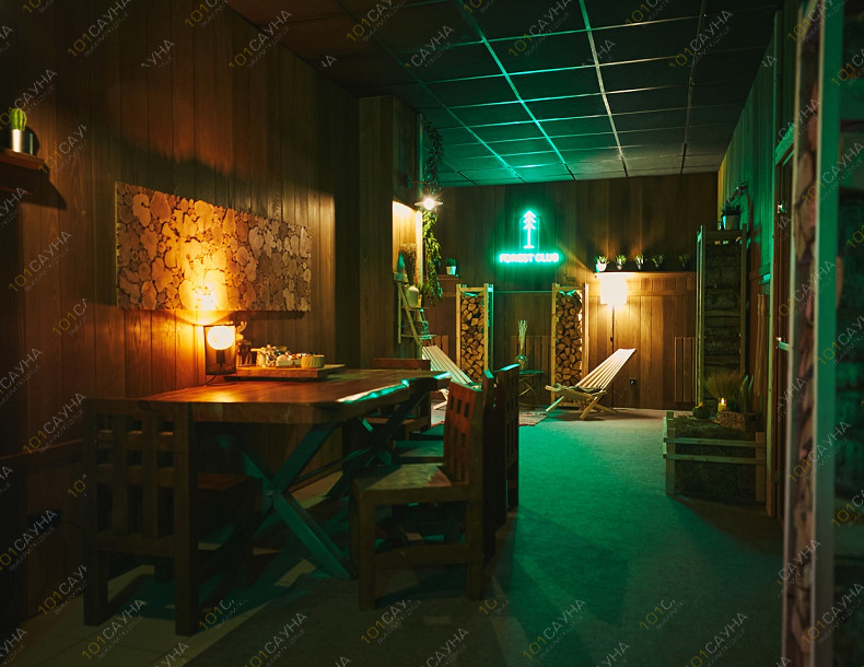 Баня Форест Клаб, в Санкт-Петербурге, к.п. Рублёво, 1, Всеволожский район | Зона отдыха со столом — Форест Клаб | 1001sauna.com