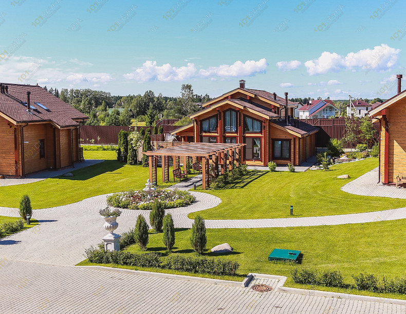 Банный комплекс Парк-отель Левада, в Санкт-Петербурге, Деревня Дранишники, участок 2 | Парк-отель Левада — вид с воздуха на территорию парк-отеля | 1001sauna.com