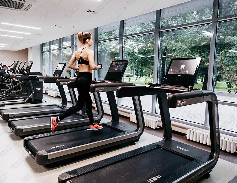 Банный SPA комплекс Parklane Resort  SPA, в Санкт-Петербурге, ул. Рюхина, 9 | Parklane Resort & SPA — кардиотренажёры и спортивная зона | 1001sauna.com