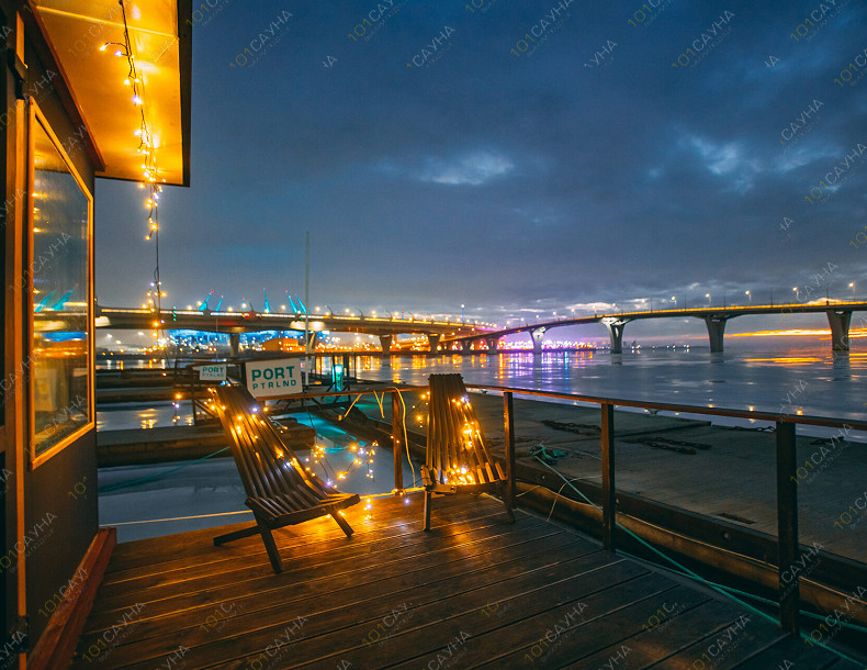 Баня Privé House, в Санкт-Петербурге, Приморский просп., 70, стр. 2 | Privé House — баня на воде, вид снаружи | 1001sauna.com