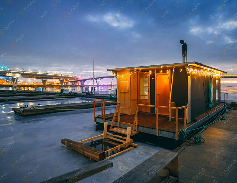 Баня Privé House, в Санкт-Петербурге, Приморский просп., 70, стр. 2 | Privé House — вечерний вид на банный комплекс | 1001sauna.com